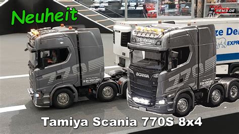 Spielwarenmesse Tamiya Scania 770S 8x4 4 Schwerlastzugmaschine Mit