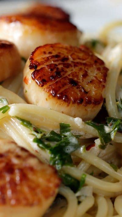 Vieiras Con Crema De Ajo Recipe Scallop Recipes Seafood Dinner