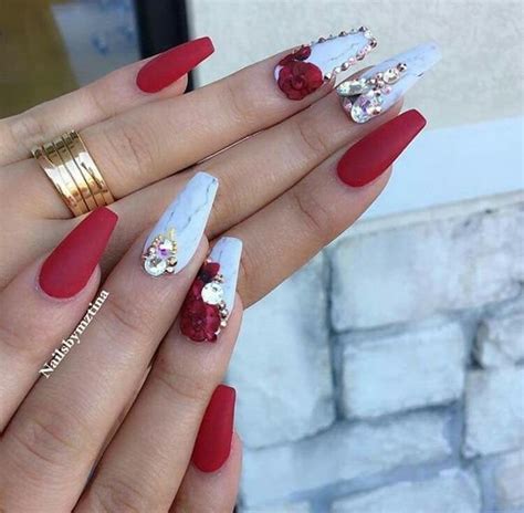 30 Beautiful Diamond Nail Art Designs Diamond Nails Inspiration