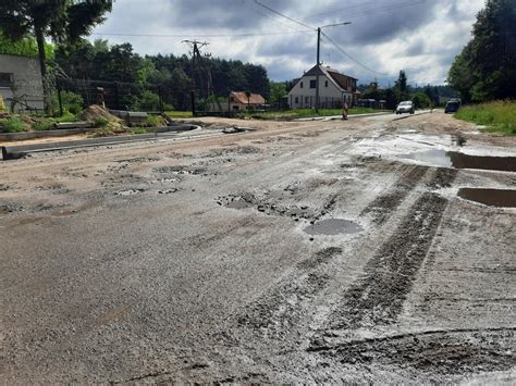 Remont ulicy Antoniewskiej w Skokach Kiedy ruszą prace Pada dokładny