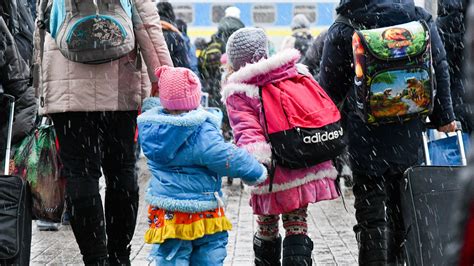 Schulamt In Stuttgart Mit Kindern Aus Der Ukraine Heillos Berfordert