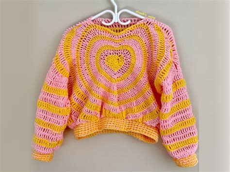 Heart Sweater – Share a Pattern