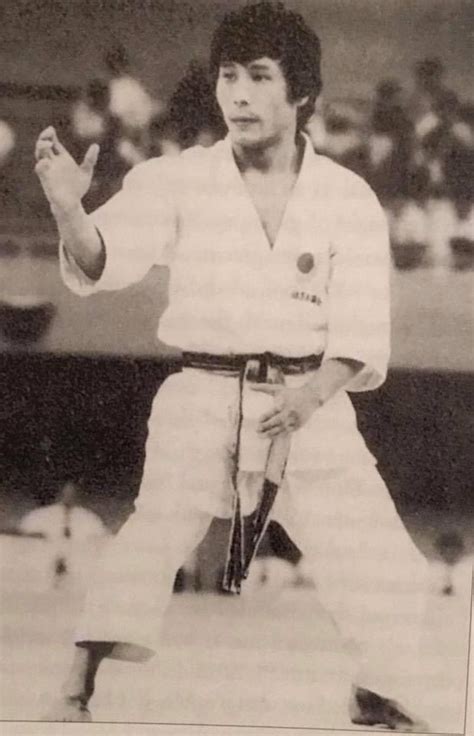 Pin De Linden Huckle Em Shotokan Karate Karate Artes Marciais Marcial