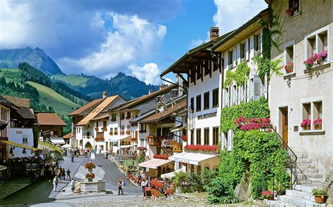 5-five-5: Gruyères (Switzerland)