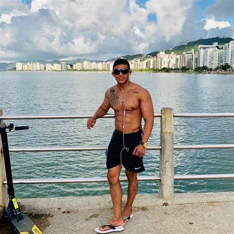 Ator Porn Preso Suspeito De Aplicar Boa Noite Cinderela Diz Que Foi