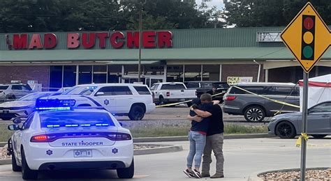 Two Killed Nine Shot In Shooting At Arkansas Grocery Store