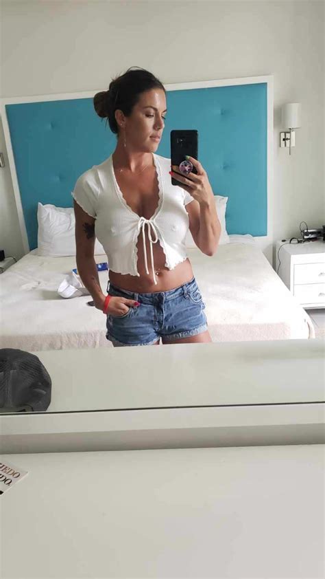 Nude Beach Bound R TheMilfNextdoor