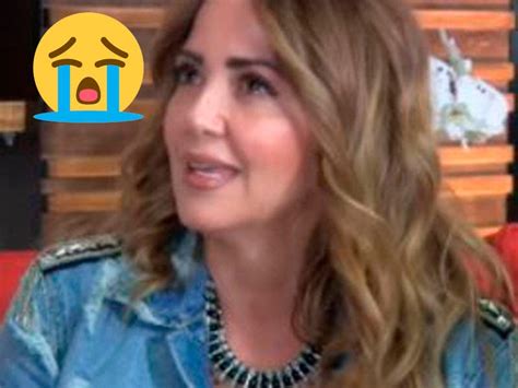 Vídeo Andrea Legarreta rompe en llanto en entrevista al recordar bello