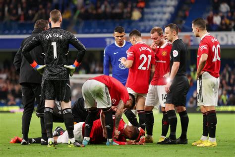 Man Utds Raphael Varane Was In Tears After Getting Injured Vs Chelsea