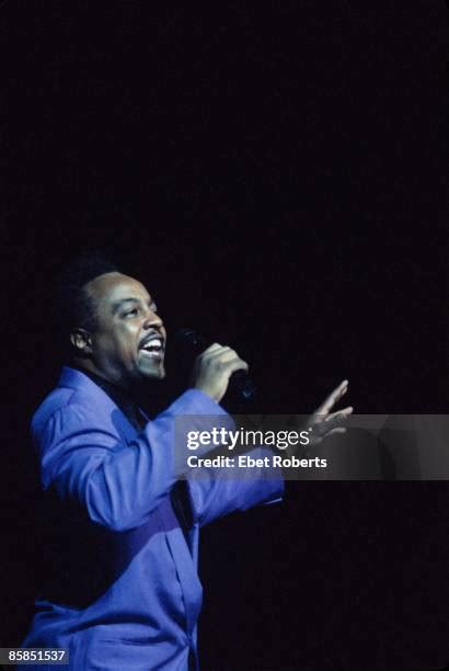 Peabo Bryson Photos and Premium High Res Pictures - Getty Images