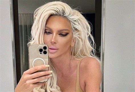 Jelena Karleuša Kao Manekenka Na Modnoj Reviji Zabava Zvijezde I Tračevi