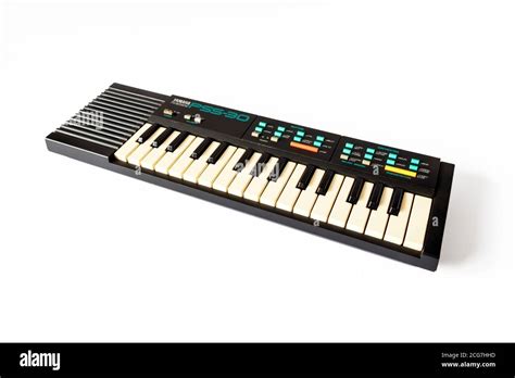 Yamaha Keyboard Hi Res Stock Photography And Images Alamy