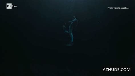 SIRENS NUDE SCENES AZMen