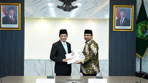 Yaqut Cholil Qoumas Serahkan Jabatan Menag Ke Nasaruddin Umar News