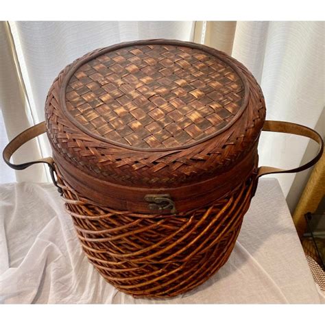 Vintage Large Woven Lidded Basket With Grommet Leather Handles And Brass Hardware Chairish