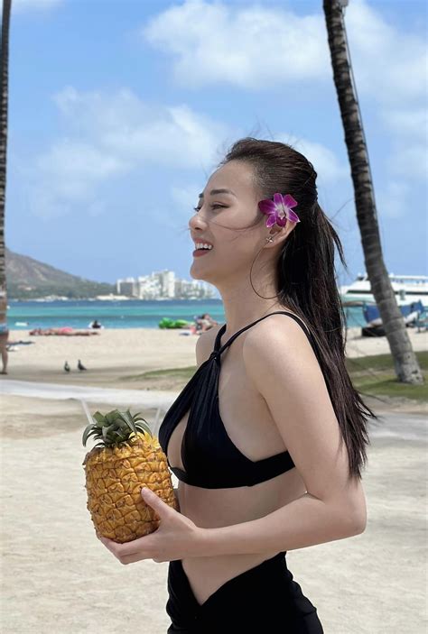 Phương Oanh diện bikini khoe dáng ở nước ngoài khiến dân mạng xôn xao Tinmoi