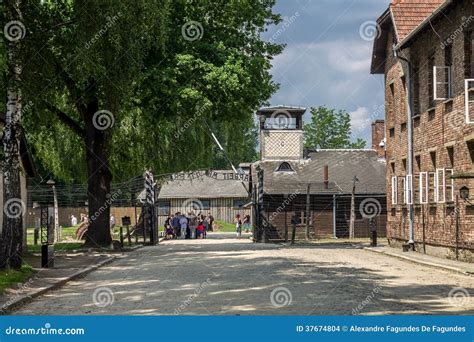Auschwitz Entrance Editorial Stock Image Image Of Auschwitz 37674804