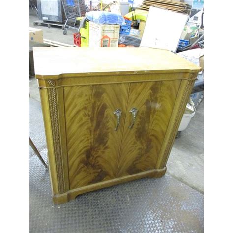Floor Model Radio Record Player Viking Bodnarus Auctioneering