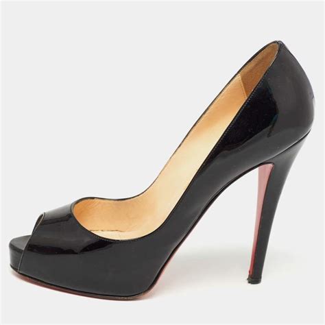 Christian Louboutin Black Patent Leather Very Prive Pumps Size 39 Christian Louboutin The