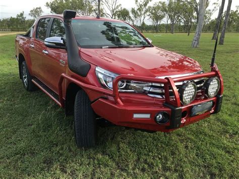 Safari Snorkel Suits Hilux 07 15 06 18