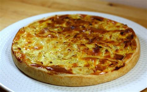 Tarte Salée Aux Oignons Chorizo à La Crème Fraîche Toutes Recettes