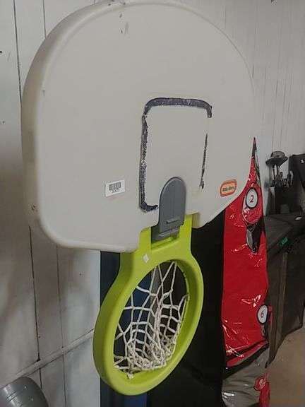 Little Tikes Basketball Hoop - Trice Auctions