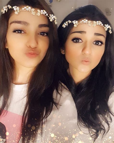 Actress Sarah Khan Celebrated Birthday With Her Sisters Noor Khan And