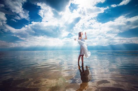 Sky Women Reflection Water Hd Wallpapers Desktop And Mobile Images And Photos