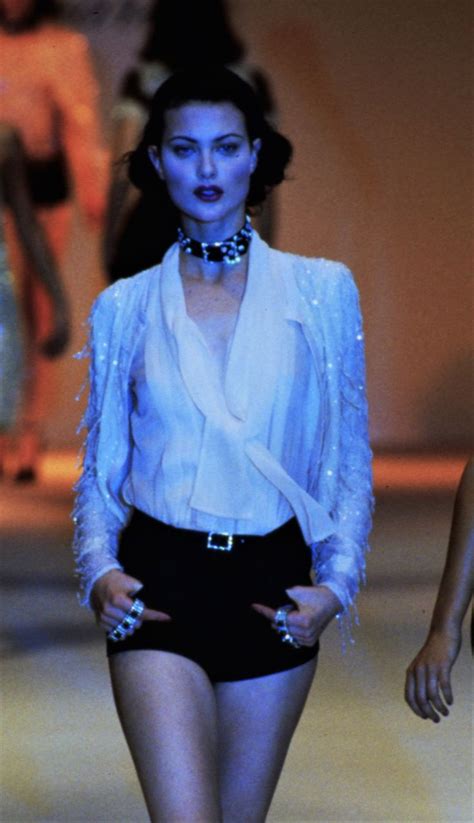 Anna Molinari Runway Show SS 1995 Shalom Harlow 90s Supermodel