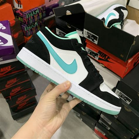 Air Jordan 1 Low Mint Green Daily Sport Fan