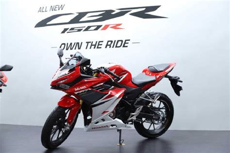 Ganteng Honda Cbr 150r 2021 Terbaru Meluncur Mirip Cbr250rr Bukareview