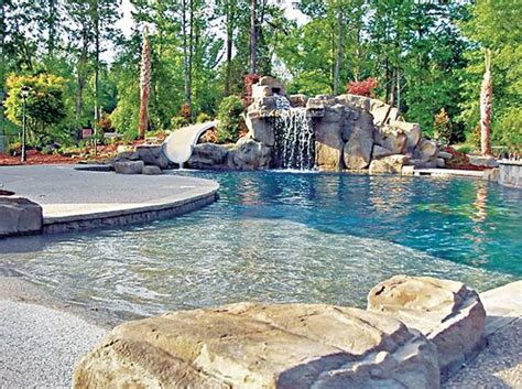 35 Beautiful Swimming Pool Garden Design Ideas 14 Beach Entry Pool