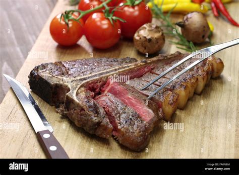 T Bone Steak Osteria Steak Bistecca Alla Fiorentina Foto Stock Alamy