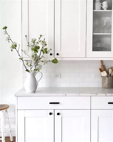 Stunning Ideas For White Kitchen Cabinets