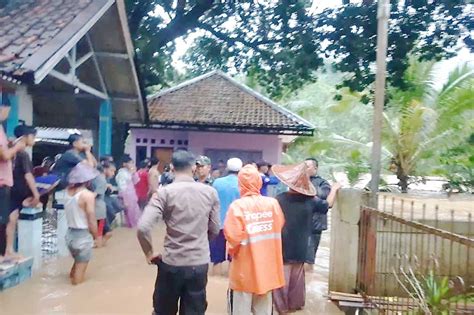 Lebak Diterjang Banjir Longsor Dan Gempa Koran Jakarta