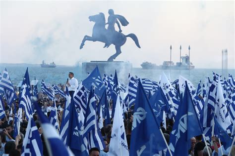 ND President Kyriakos Mitsotakis Speaks from Thessaloniki's New Beach ...