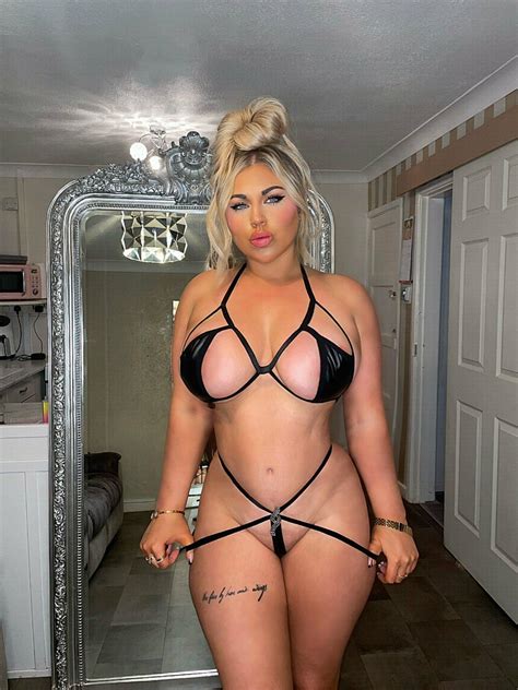 Hanabbyx Hanahbbyx Nude OnlyFans Leaks 9 Photos TubeZZZ Porn Photos