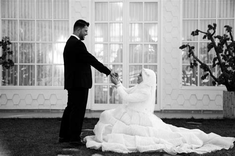 Naked Wife Photos, Download The BEST Free Naked Wife Stock Photos & HD