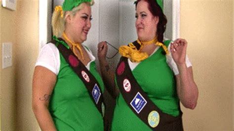 BBW Cops Platinum Puzzy And Bella Bendz Catch Scouts Jade Rose And Eliza Allure Selling More