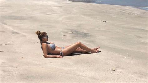 Lucero Presume Cuerpazo En Bikini A Sus A Os Peri Dico Am