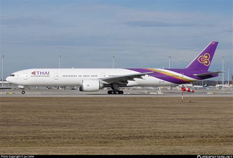 Hs Tky Thai Airways Boeing D Er Photo By Jan Seler Id