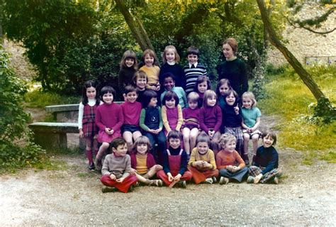 Photo De Classe Grande Section De Maternelle 1974 De 1974 ECOLE SACRE