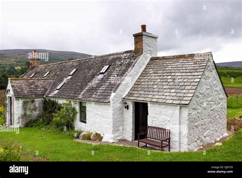 Old traditional Scottish house Stock Photo - Alamy