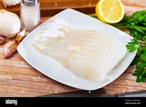Raw Pink Cusk Eel Fish Fillet Seafood Ingredients Stock Photo Alamy