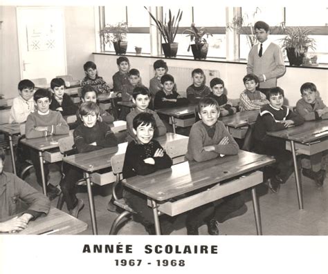 Photo De Classe Cm De Ecole Grande Bastide Cazaulx