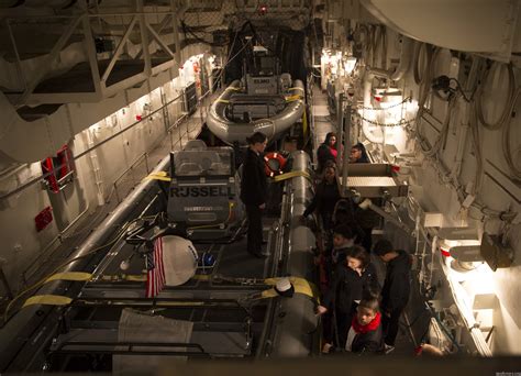 Uss Zumwalt Interior