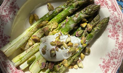 Low Carb Lunch Recept Groene Asperges Met Burrata En Pistache Enfait