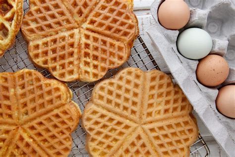 Waffle Iron Eggs - Weelicious