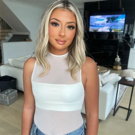 P A I G E Full Glam Bronze Smokey Eye Peachy Blush Nude Lip Key Products Makeupbymario