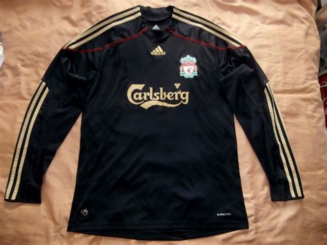 Liverpool Away Football Shirt 2009 2010 Sponsored By Carlsberg